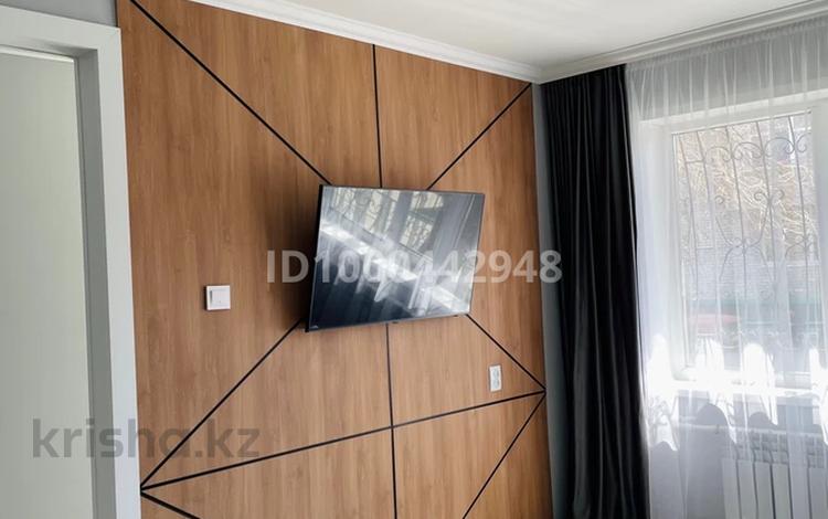3-комнатная квартира · 60 м² · 1/5 этаж, 35 квартал 18 за 27 млн ₸ в Семее — фото 2