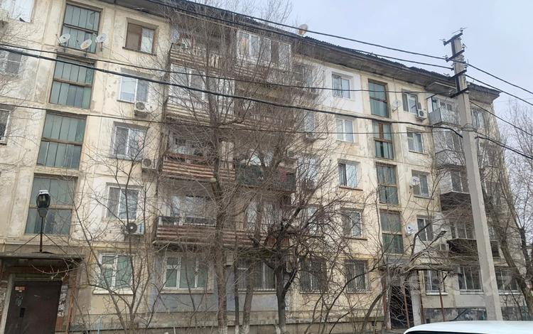 2-комнатная квартира, 44 м², 1/5 этаж, Сабит муканова 12 за 14 млн 〒 в Атырау — фото 14