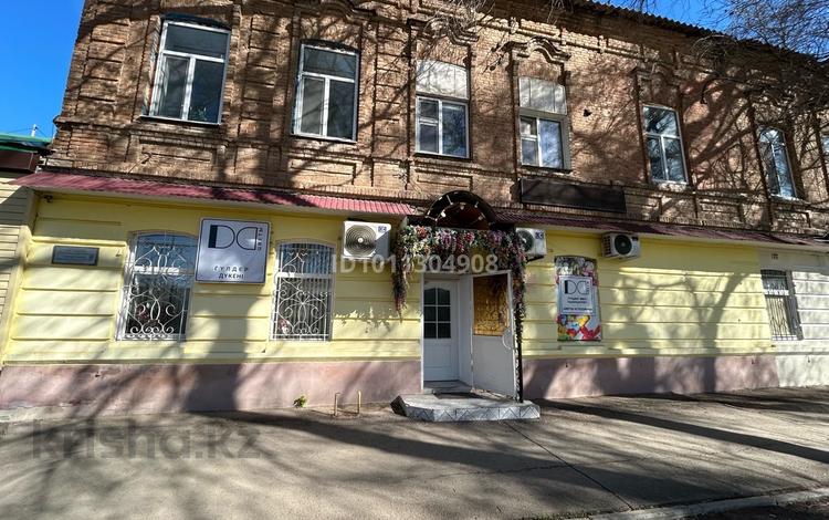 Еркін, кеңселер, дүкендер мен бутиктер, қоймалар, қоғамдық тамақтану орны, сұлулық салондары, медорталықтар мен дәріханалар, білім орталықтары, ойын-сауық · 120.4 м², бағасы: 52 млн ₸ в Уральске — фото 2