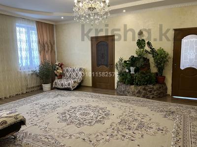 Жеке үй · 5 бөлме · 200 м² · 8 сот., Сарбас акына 31 — Барысхан, бағасы: 45 млн 〒 в Таразе