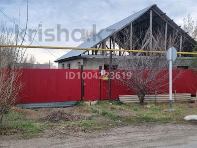 Отдельный дом · 3 комнаты · 90 м² · 5 сот., Пролетарская — Район городской бани за 10 млн 〒 в Аксае