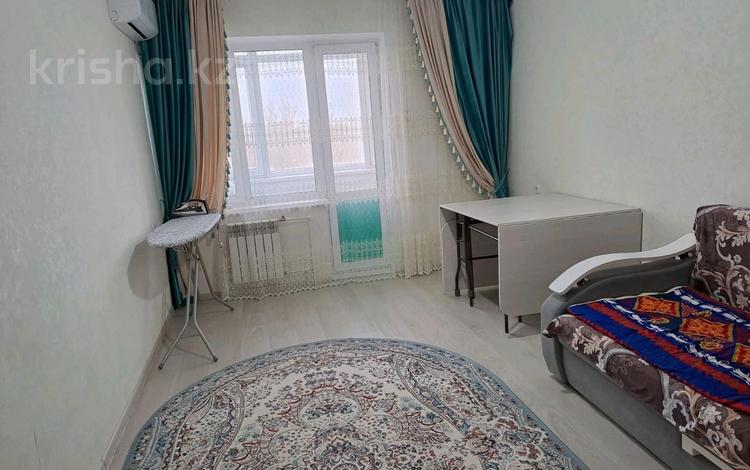 1-бөлмелі пәтер · 40 м² · 5/9 қабат, Политехническая, бағасы: 140 000 ₸ в Уральске — фото 2