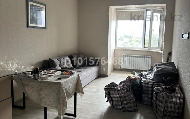 1-бөлмелі пәтер · 30 м² · 8/10 қабат, Карасай батыра 326, бағасы: 280 000 ₸ в Алматы, Алмалинский р-н — фото 2