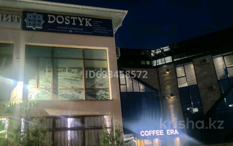 Свободное назначение, офисы, кабинеты и рабочие места · 50 м² за 150 000 ₸ в Шымкенте, Аль-Фарабийский р-н — фото 2