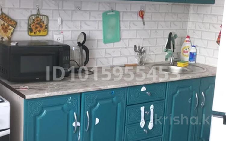 2-бөлмелі пәтер · 51 м² · 7/9 қабат, 11 мкр 8 — Около городской больницы, бағасы: 150 000 ₸ в Лисаковске — фото 2