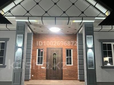 Отдельный дом · 4 комнаты · 172.1 м² · 5 сот., Кенесары хана 2/3 — ул. Кенесары хана 2/3- ул. Жеруйык за 77 млн 〒 в Алматы, Наурызбайский р-н