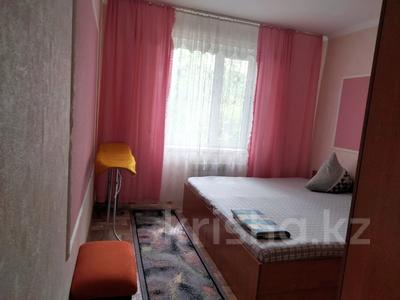 2-комнатная квартира · 56 м² · 1/5 этаж, мкр 8 68/1 — Абулхаир хана за 12 000 ₸ в Актобе