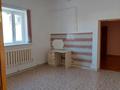 Отдельный дом · 6 комнат · 220 м², Кубай Кенжегалиева 386 — Махамбета - Кенжегалиева за 280 000 ₸ в Кульсары — фото 12