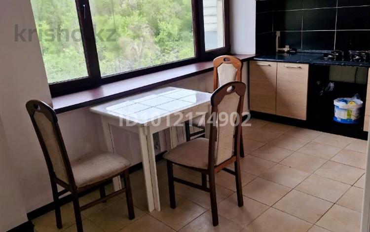 1-комнатная квартира · 42 м² · 5/5 этаж, мкр Керемет Клочкова 163 за 230 000 ₸ в Алматы, Бостандыкский р-н — фото 2