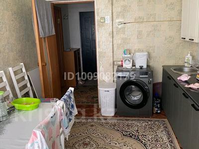 1-комнатная квартира · 37 м² · 5/5 этаж, мкр Шанхай, проспект Мира 49 — Рядом находится 26 школа за 6 млн 〒 в Актобе