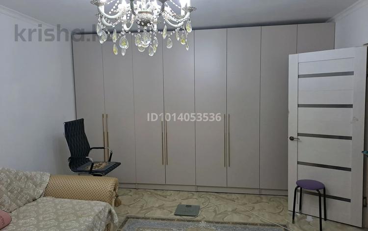 1-комнатная квартира · 49 м² · 1/5 этаж, мкр Нурсая 111 — рядом школа 37 за 18 млн ₸ в Атырау — фото 2