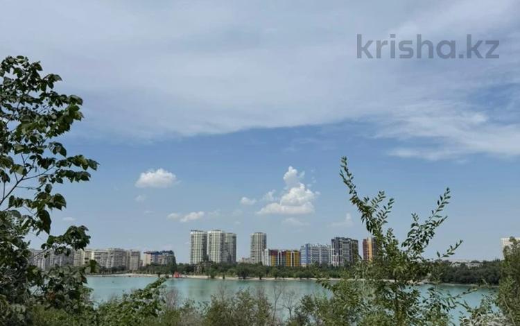 2-комнатная квартира · 55 м² · 10/12 этаж, мкр Сайран — Вид на Сайран за 35.5 млн ₸ в Алматы, Ауэзовский р-н — фото 12