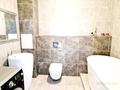 2-бөлмелі пәтер · 70 м² · 5/8 қабат, Молдагулова30Бкор1 30 б — Стадион, бағасы: 51.5 млн ₸ в Актобе — фото 4