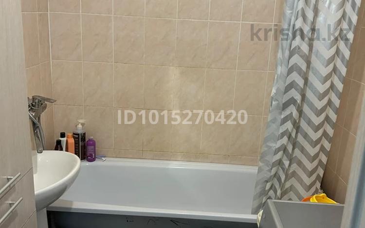 2-бөлмелі пәтер · 67 м² · 8/9 қабат, Есенберлина 23, бағасы: 200 000 ₸ в Усть-Каменогорске — фото 9