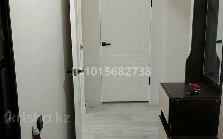 3-комнатная квартира · 65 м² · 5/5 этаж, мкр Нурсая, Мкр Тулпар 78 — Мкр Тулпар за 250 000 ₸ в Атырау — фото 2