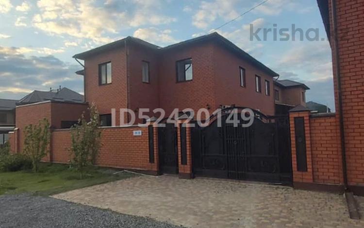 Отдельный дом · 7 комнат · 320 м² · 4 сот., мкр 8, Рамазана Нуржанова 20 — Алабяна за 90 млн 〒 в Актобе — фото 52