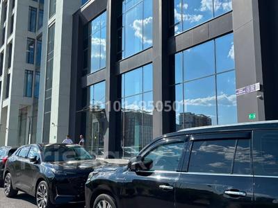 Свободное назначение, офисы · 877 м² за ~ 11.8 млн ₸ в Астане, Нура р-н