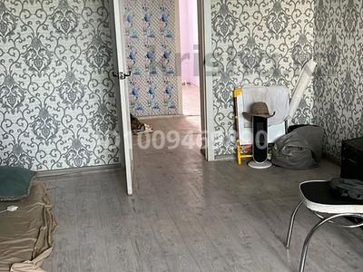 3-комнатная квартира · 60 м² · 6/6 этаж, 2 микрорайон — Остановка конечный кольцо за 9 млн ₸ в Абай