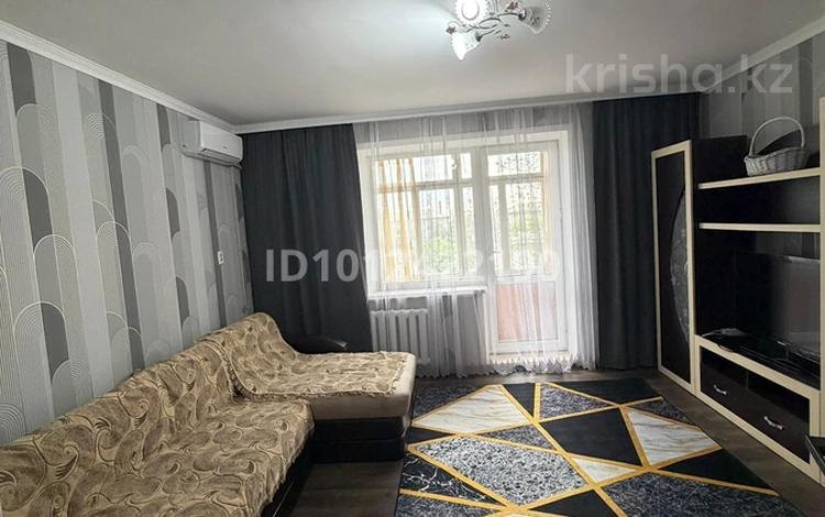 1-комнатная квартира · 40 м², Жамакаева 153 — 72 квартал за 200 000 〒 в Семее — фото 2