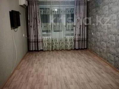 2-комнатная квартира, 45 м², 5/5 этаж, карбышева за 13.5 млн 〒 в Уральске