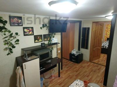 3-комнатная квартира · 50 м² · 2/3 этаж, Заводская за 160 000 ₸ в Петропавловске