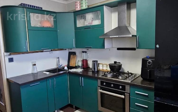 3-комнатная квартира · 69.2 м² · 9/10 этаж, ШАКАРИМА — ТРИ БОГАТЫРЯ за 32 млн ₸ в Семее — фото 6