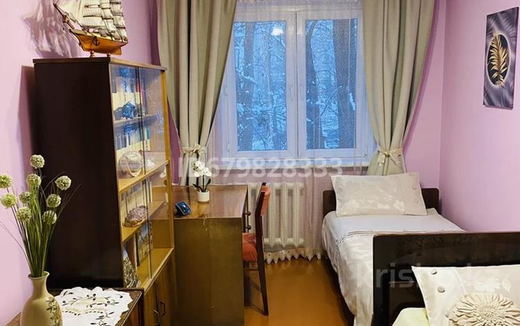 1 бөлме · 12 м² · 2 қабат, 10 мкр 10 — ул. Алтынсарина, бағасы: 80 000 ₸ в Алматы, Алмалинский р-н — фото 3