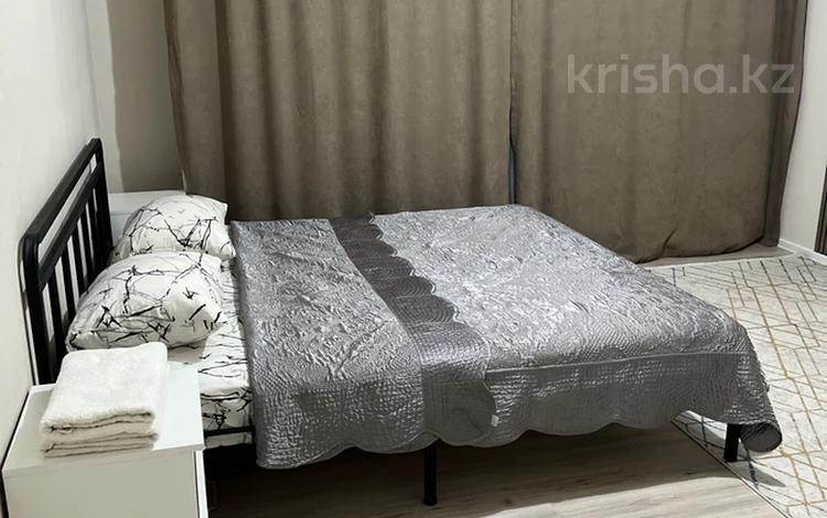 1-комнатная квартира · 100 м² · 4/10 этаж, мкр Нурсая, Абулхайыр хан 51 А за 13 000 ₸ в Атырау — фото 18
