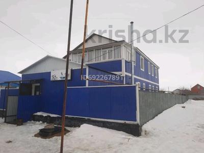 Отдельный дом • 6 комнат • 150 м² • 10 сот., Уалиханова 10 за 31 млн 〒 в Курашасай 