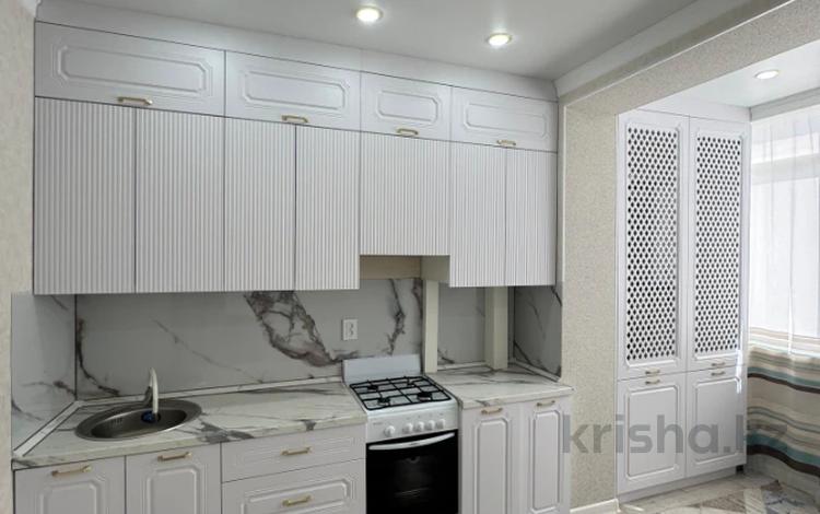 1-комнатная квартира · 50 м² · 4/5 этаж, мкр. Алтын орда за 15.8 млн 〒 в Актобе — фото 2
