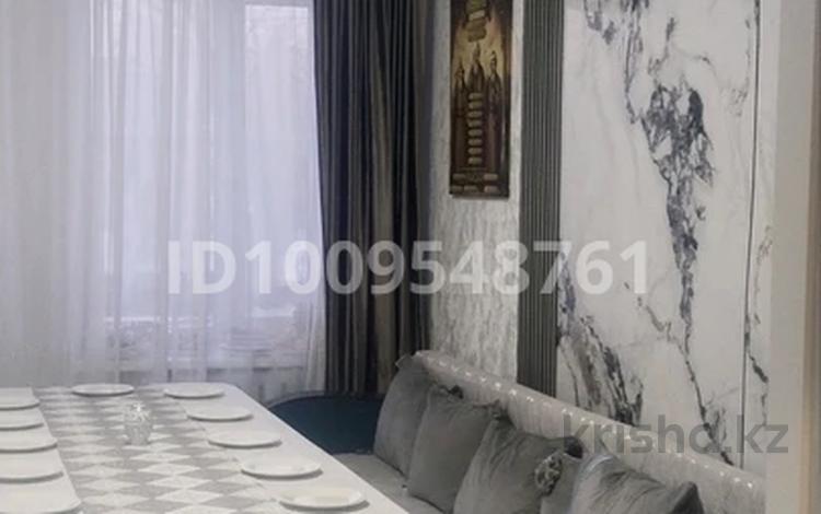 2-комнатная квартира · 70 м² · 2/2 этаж, Узенка 39 — Жби за 7.5 млн 〒 в Караганде, Алихана Бокейханова р-н — фото 2