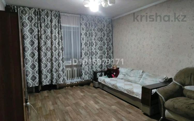 3-комнатная квартира · 70 м² · 1/9 этаж, Аймаутова 84б — Дбт за 270 000 ₸ в Семее — фото 10