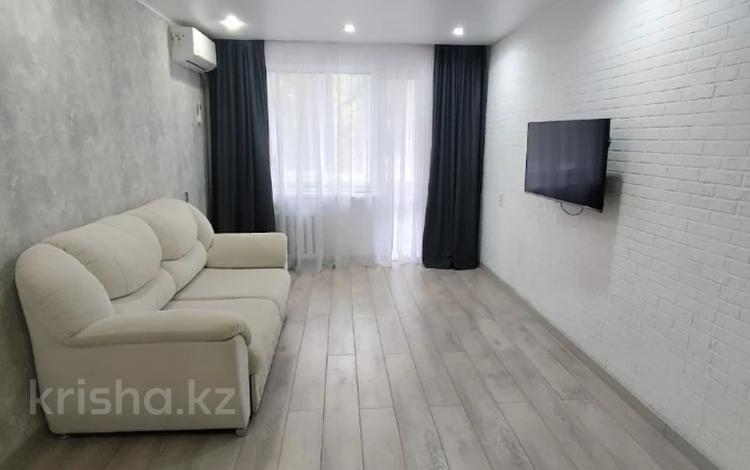 1-комнатная квартира · 32 м² · 2/5 этаж, Абая за 14 млн ₸ в Уральске — фото 2
