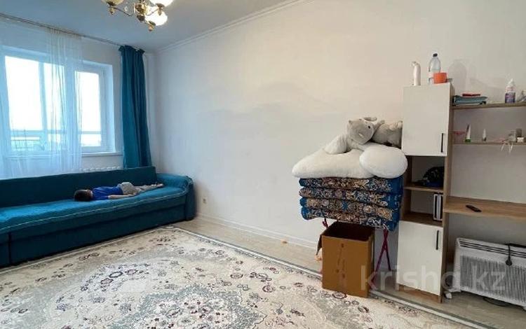 1-комнатная квартира · 40 м² · 22/25 этаж, Абая 92/1 — Свежий ремонт за 22 млн ₸ в Астане, р-н Байконур — фото 10