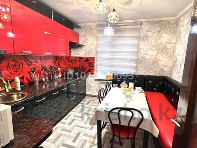 2-комнатная квартира · 56 м² · 5/5 этаж, Айнабұлақ-4 ш.а. 167 за 250 000 〒 в Алматы, Жетысуский р-н