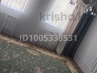 Отдельный дом · 6 комнат · 200 м² · 10 сот., С.Тумышев 65 — Магазин Шагала за 30 млн ₸ в Саина Шапагатовой