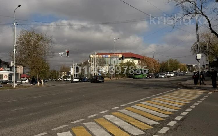 Еркін, кеңселер, дүкендер мен бутиктер, қоймалар, жқб, автосервистер мен көлік жуу, қоғамдық тамақтану орны, сұлулық салондары, ауыл шаруашылығы, монша, қонақ үй және демалыс орындары, медорталықтар мен дәріханалар, білім орталықтары, ойын-сауық · 1500 м², бағасы: 500 млн ₸ в Шымкенте, Аль-Фарабийский р-н — фото 2