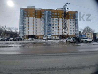 2-комнатная квартира · 60 м² · 1/9 этаж, А.Черекаева 18 за 25 млн 〒 в Уральске