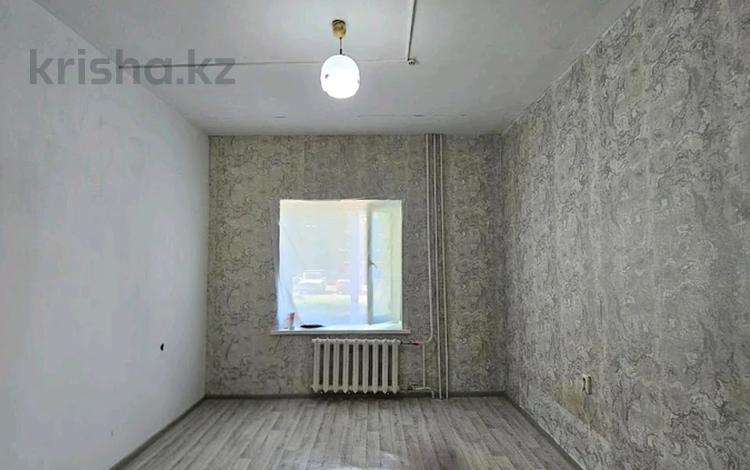 1-комнатная квартира · 40 м² · 1/9 этаж, мкр Северо-Восток за 9.5 млн ₸ в Уральске — фото 2