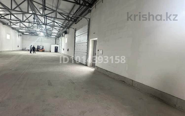 Кабинеты и рабочие места · 25 м² за 145 000 ₸ в Астане, р-н Байконур — фото 2