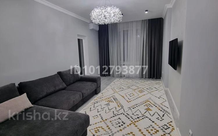 2-комнатная квартира · 70 м² · 9/16 этаж, Сатпаева 90/58 за 450 000 ₸ в Алматы, Бостандыкский р-н — фото 2