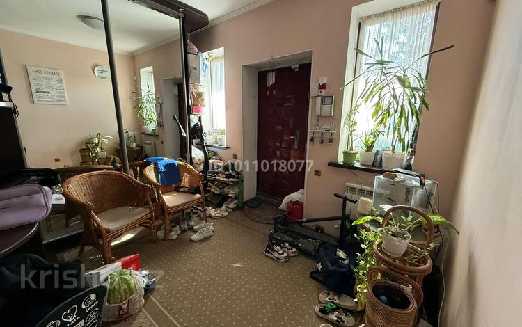 Отдельный дом · 5 комнат · 260 м² · 10 сот., мкр Акжар — Абдильдина Молдагалиева за 180 млн ₸ в Алматы, Наурызбайский р-н — фото 2
