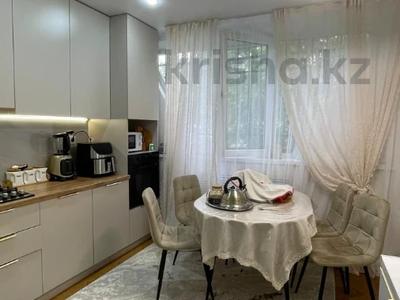 3-комнатная квартира · 70 м² · 1/9 этаж, мкр Тастак-1 за 48 млн ₸ в Алматы, Ауэзовский р-н