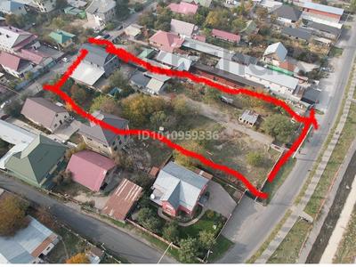 Отдельный дом · 9 комнат · 600 м² · 35 сот., мкр Калкаман-2 — Абая Яссауи за 320 млн ₸ в Алматы, Наурызбайский р-н