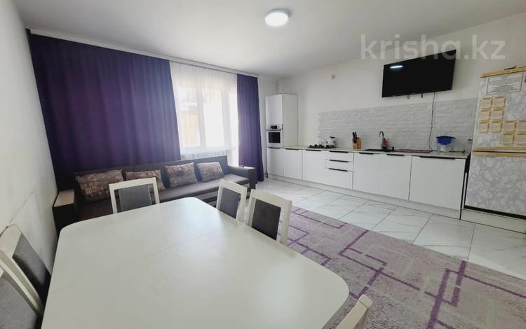 3-комнатная квартира · 76.5 м² · 1/2 этаж, мкр Карасу, бабатайулы