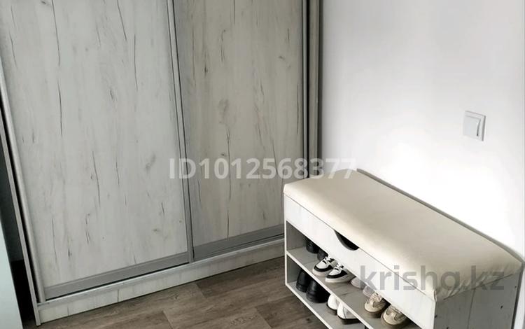 1-комнатная квартира · 37 м² · 1/3 этаж, жилой массив Есет Батыр 21к — Дина за 10.9 млн ₸ в Актобе — фото 2