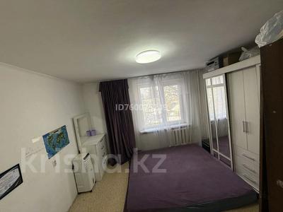 Пәтерлер в Алматы: 4-бөлмелі пәтер · 90 м² · 4/5 қабат · ай сайын, мкр Акбулак, К.Шарипова 17 — Саина Раимбека, бағасы: 450 000 〒 4-бөлмелі пәтер · 90 м² · 4/5 қабат · ай сайын, мкр Акбулак, К.Шарипова 17 — Саина Раимбека, бағасы: 450 000 〒 в Алматы, Алатауский р-н
