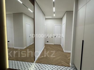 2-комнатная квартира · 90 м² · 4/4 этаж, мкр Ак Шагала, Мкр. Ак Шагала 11 за 73 млн 〒 в Атырау