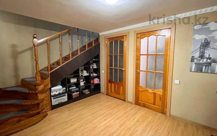 Жеке үй · 6 бөлме · 180 м² · 10 жүзд., Акын Сара 64, бағасы: 45 млн ₸ в Талдыкоргане, мкр Самал — фото 28