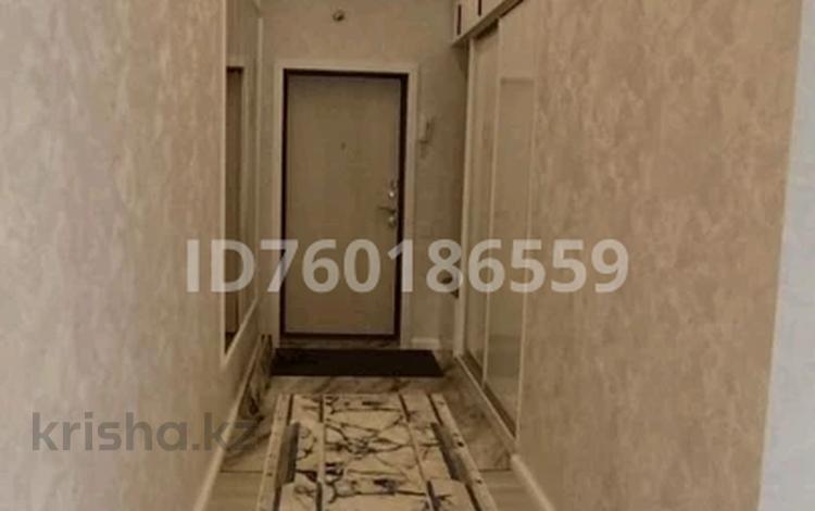 2-бөлмелі пәтер · 85 м² · 17/23 қабат, Айнакөл 66, бағасы: 300 000 ₸ в Астане, Алматы р-н — фото 12
